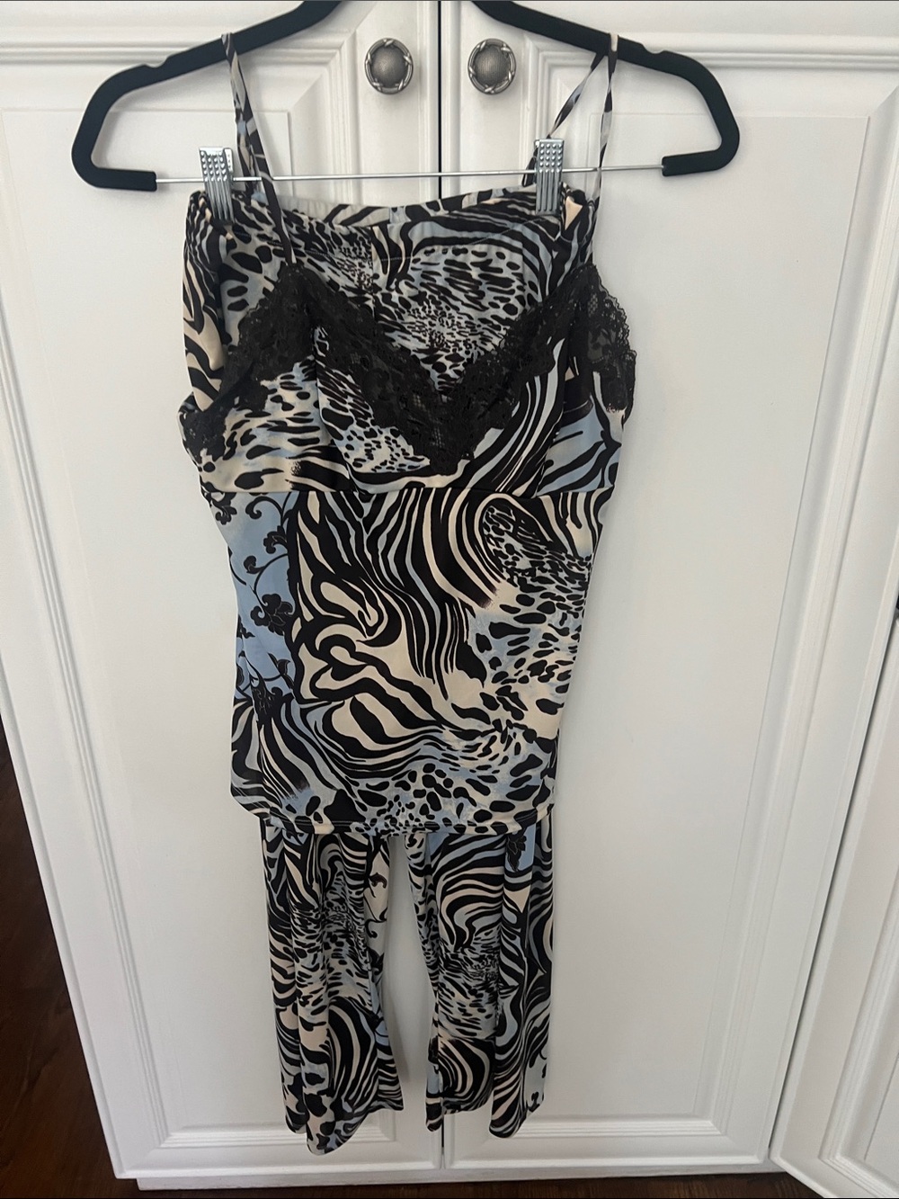 Natori Black Cream and Light Blue Zebra Lace-Trim Cami Pajama Set